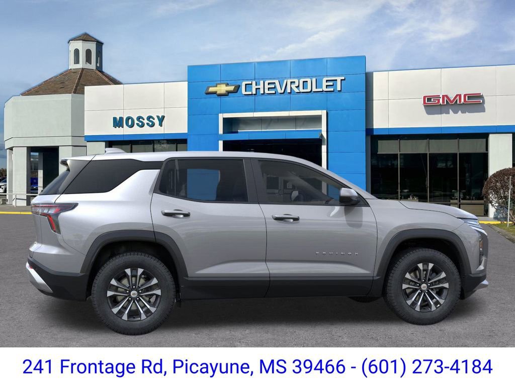 2026 Chevrolet Equinox LT photo 4