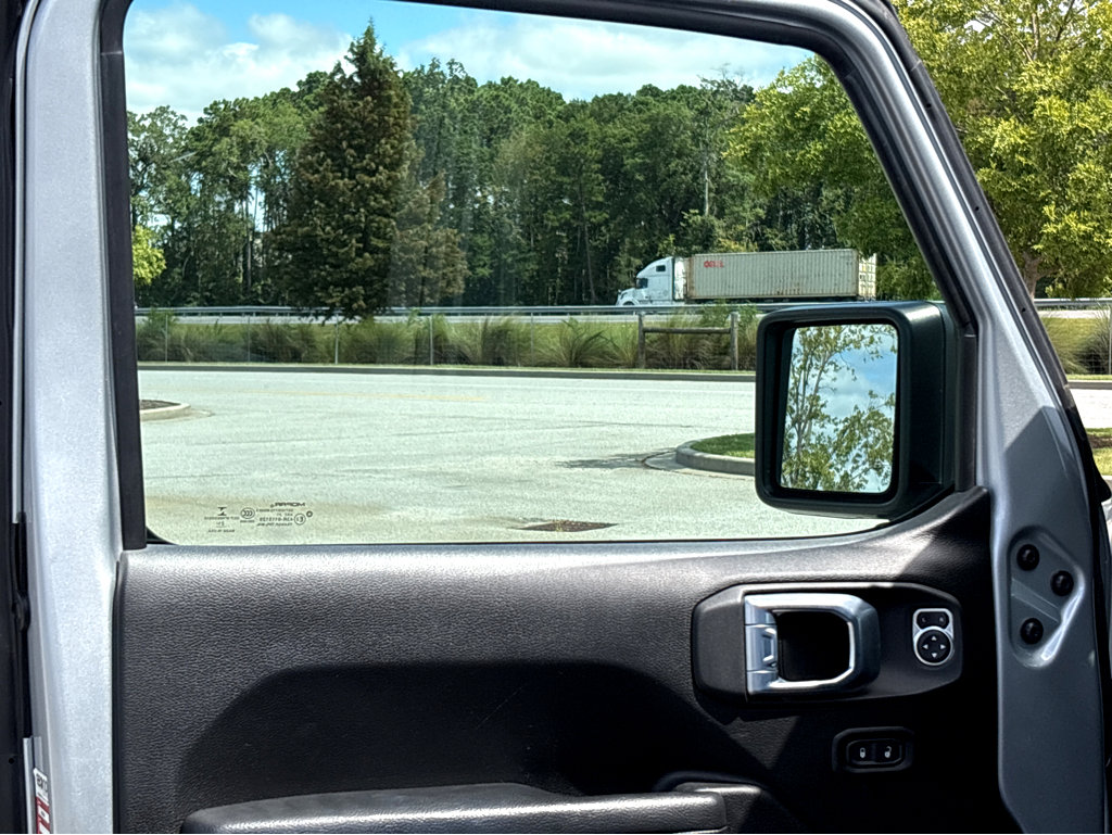 2022 Jeep Gladiator Willys photo 11