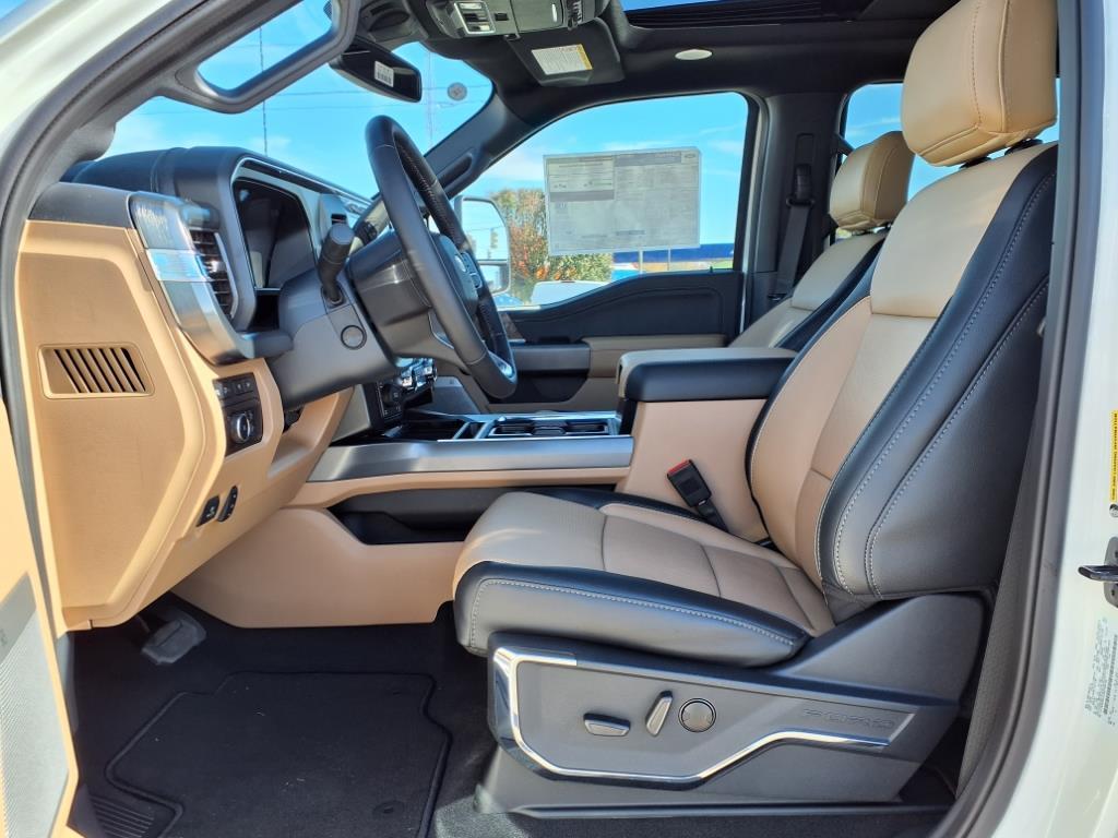 2024 Ford F-350 Lariat photo 3