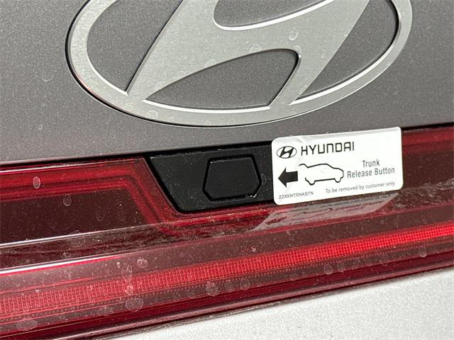 2025 Hyundai Elantra Hybrid SEL Sport photo 34