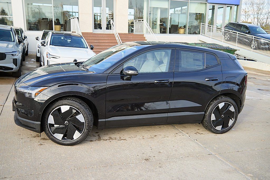 2025 VOLVO EX30 - Image 2