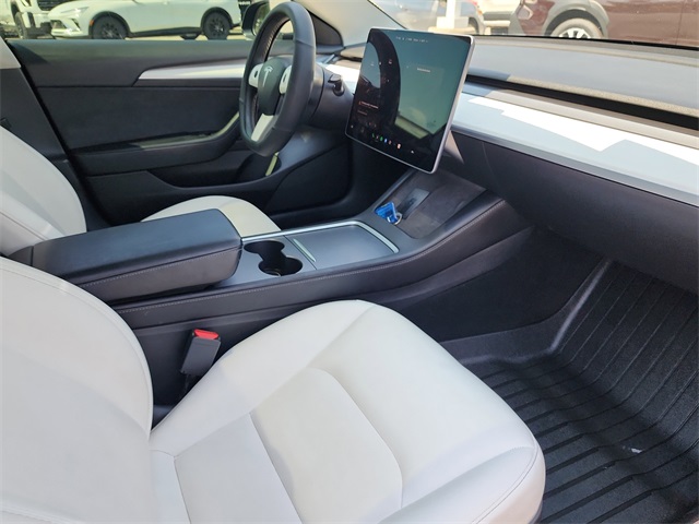2022 Tesla Model 3 photo 16