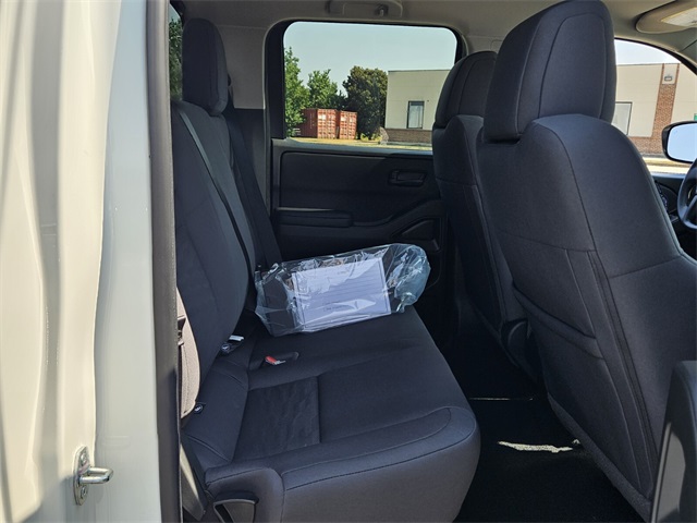 2026 Nissan Frontier S photo 14