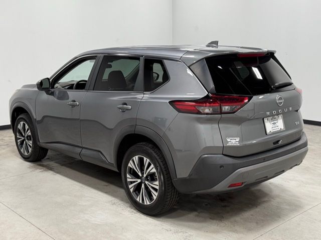 2023 Nissan Rogue SV photo 5