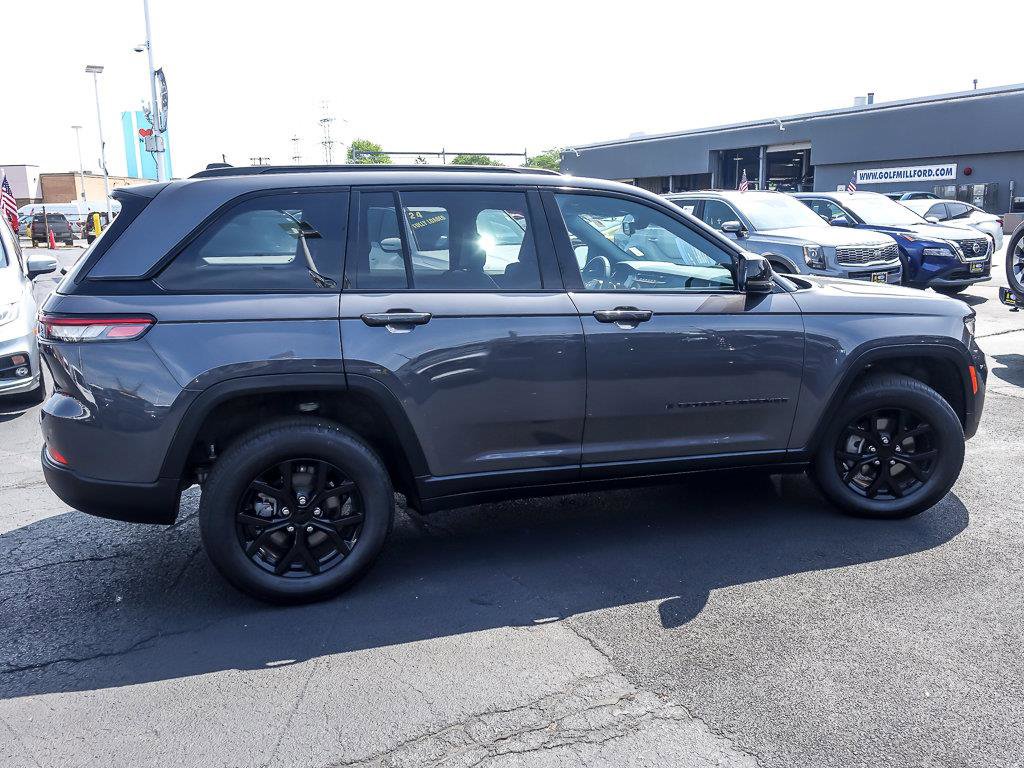 2024 JEEP GRAND CHEROKEE - Image 10