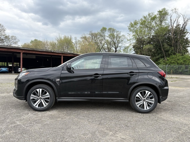 2025 Mitsubishi Outlander Sport ES photo 4