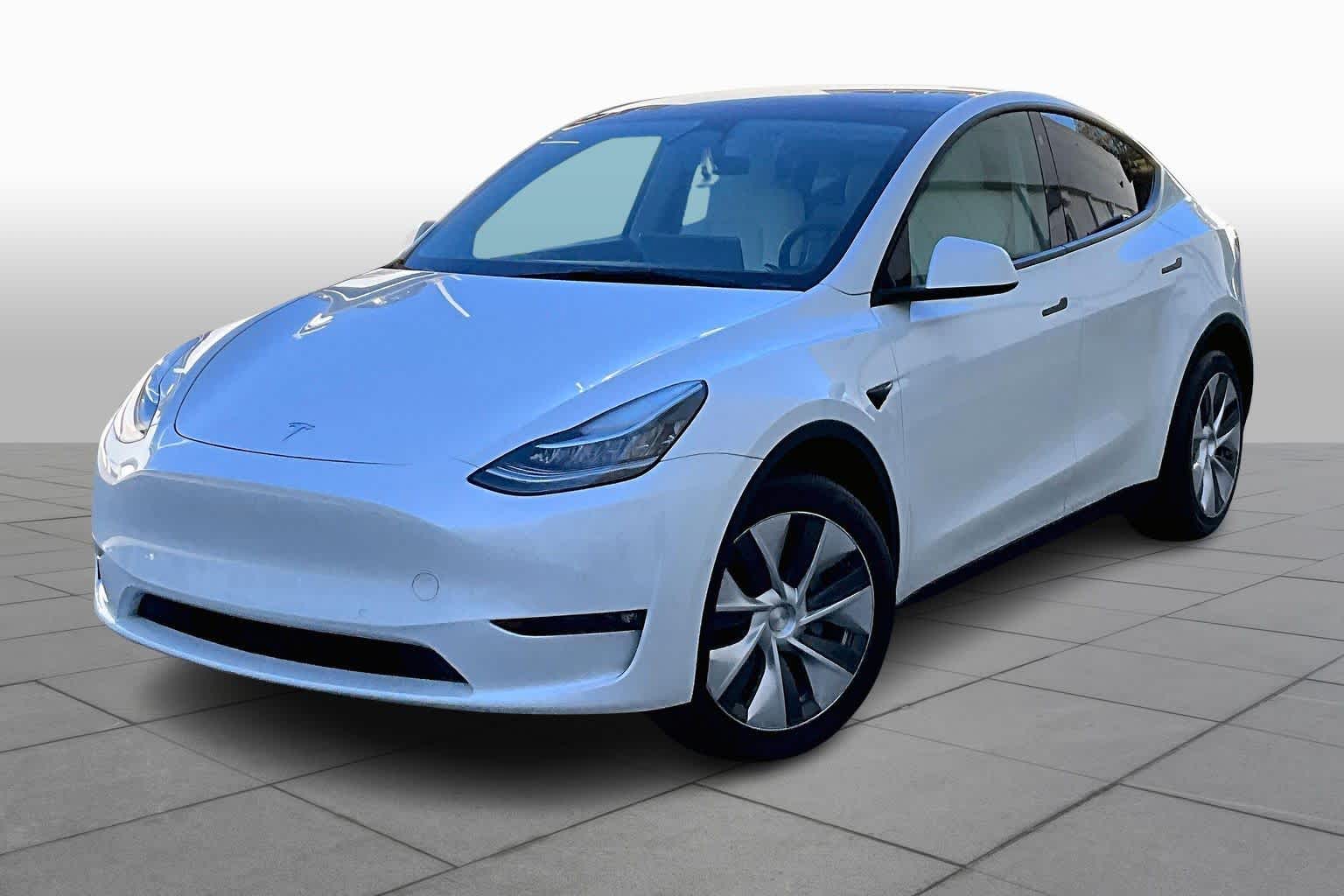 2021 Tesla Model Y Long Range's photo