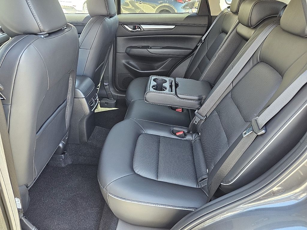 2025 Mazda CX-5 2.5 Select photo 16