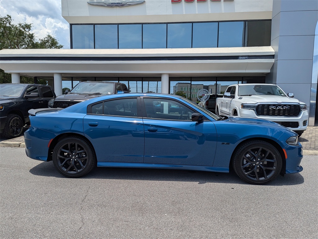 2023 Dodge Charger R/T photo 3