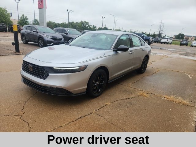 2025 Honda Accord SE photo 2