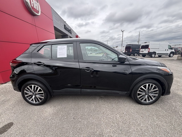 2024 Nissan Kicks SV photo 4
