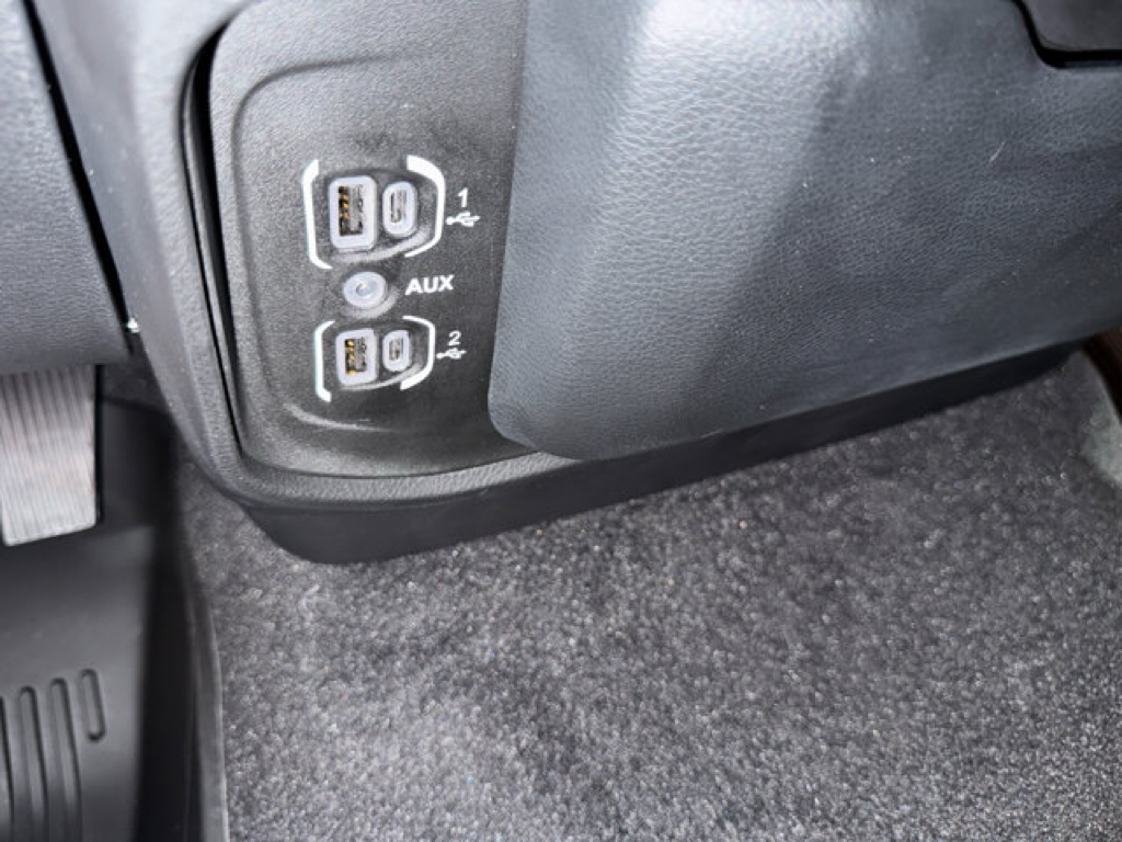 2026 Ram 1500 Tradesman photo 33