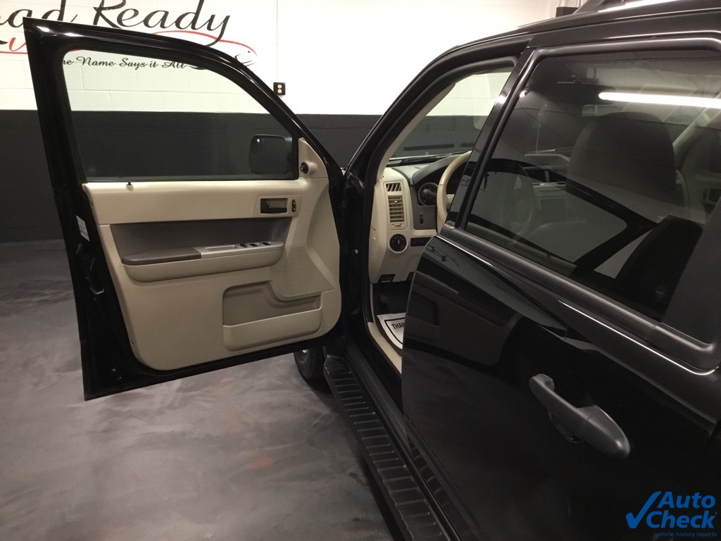 2012 Ford Escape XLT photo 16