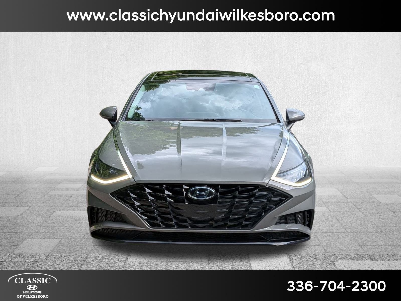 2022 Hyundai Sonata SEL photo 2