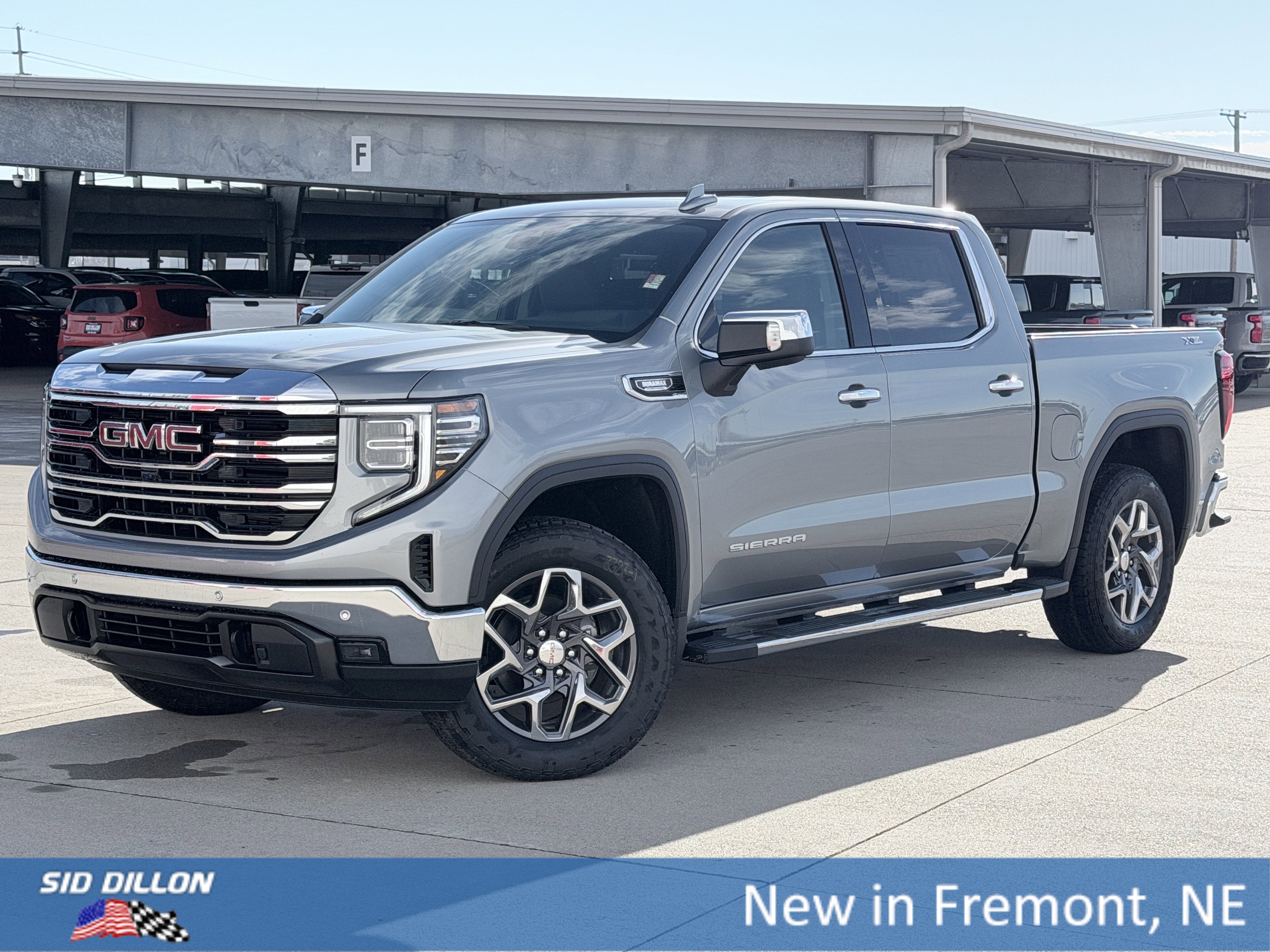 2026 GMC Sierra 1500 SLT's photo