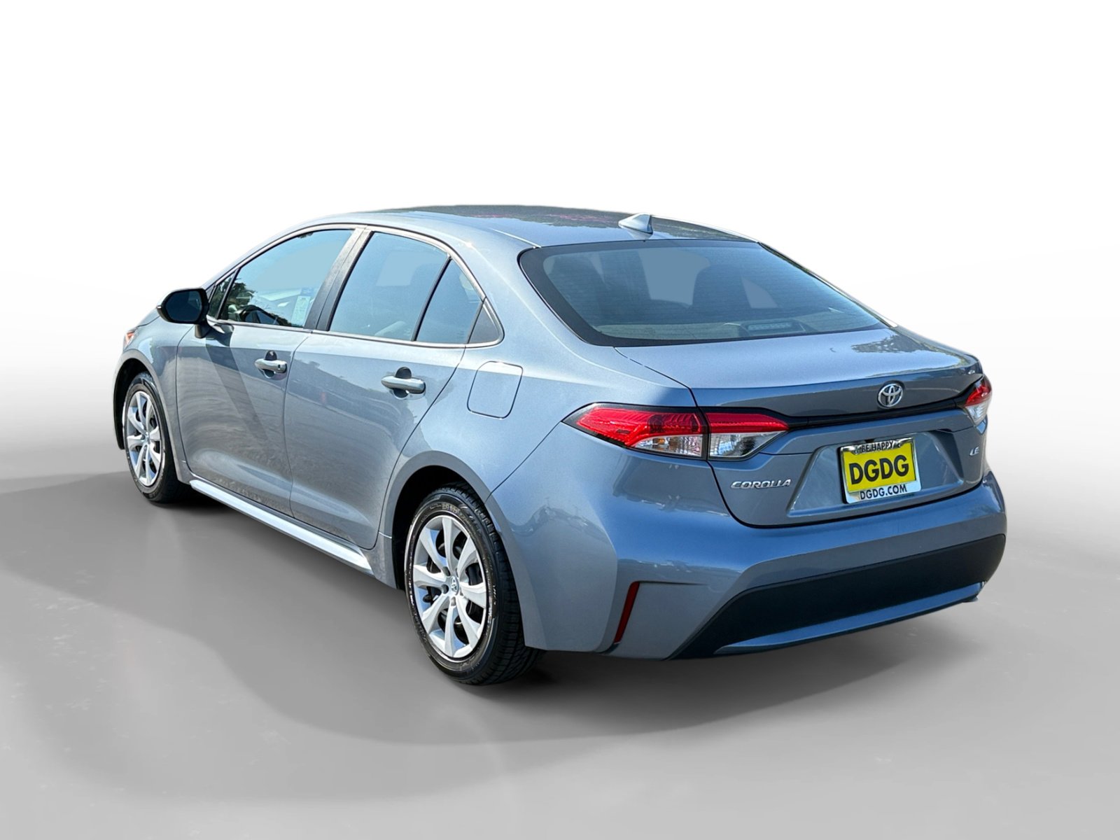 2022 Toyota Corolla LE photo 3