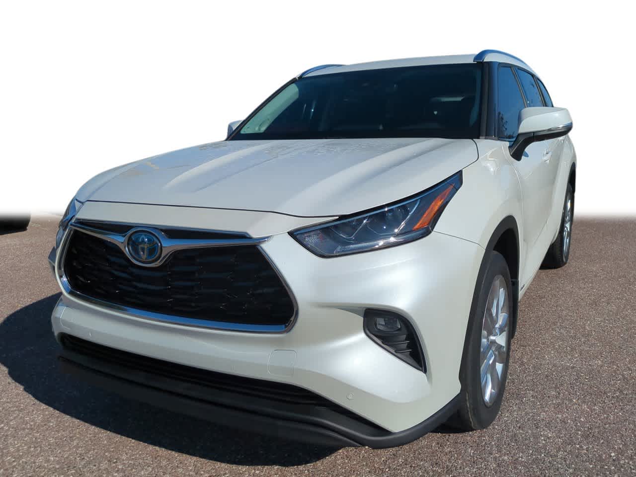 2022 Toyota Highlander Limited's photo