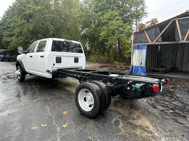 2026 Ram 5500 Tradesman photo 4