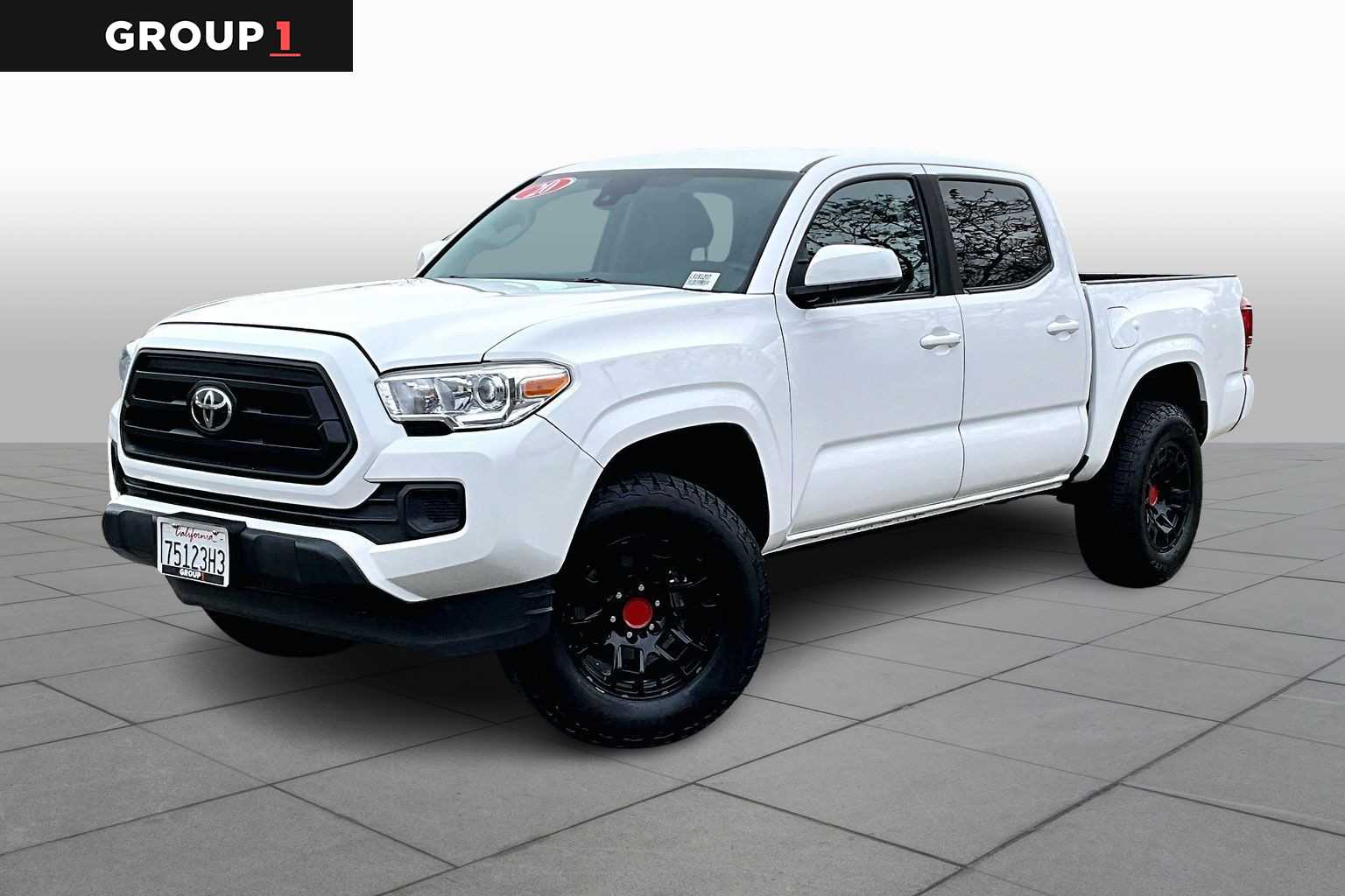 2020 Toyota Tacoma SR's photo