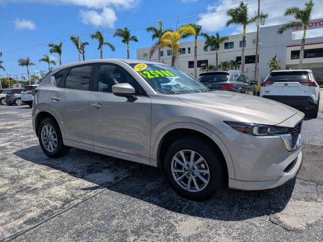 2024 Mazda CX-5 2.5 Select photo 4