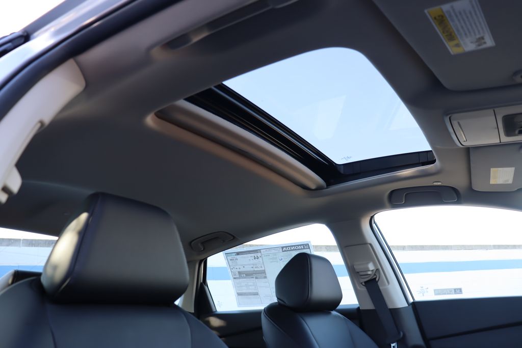 2025 Honda Accord Hybrid Touring photo 27