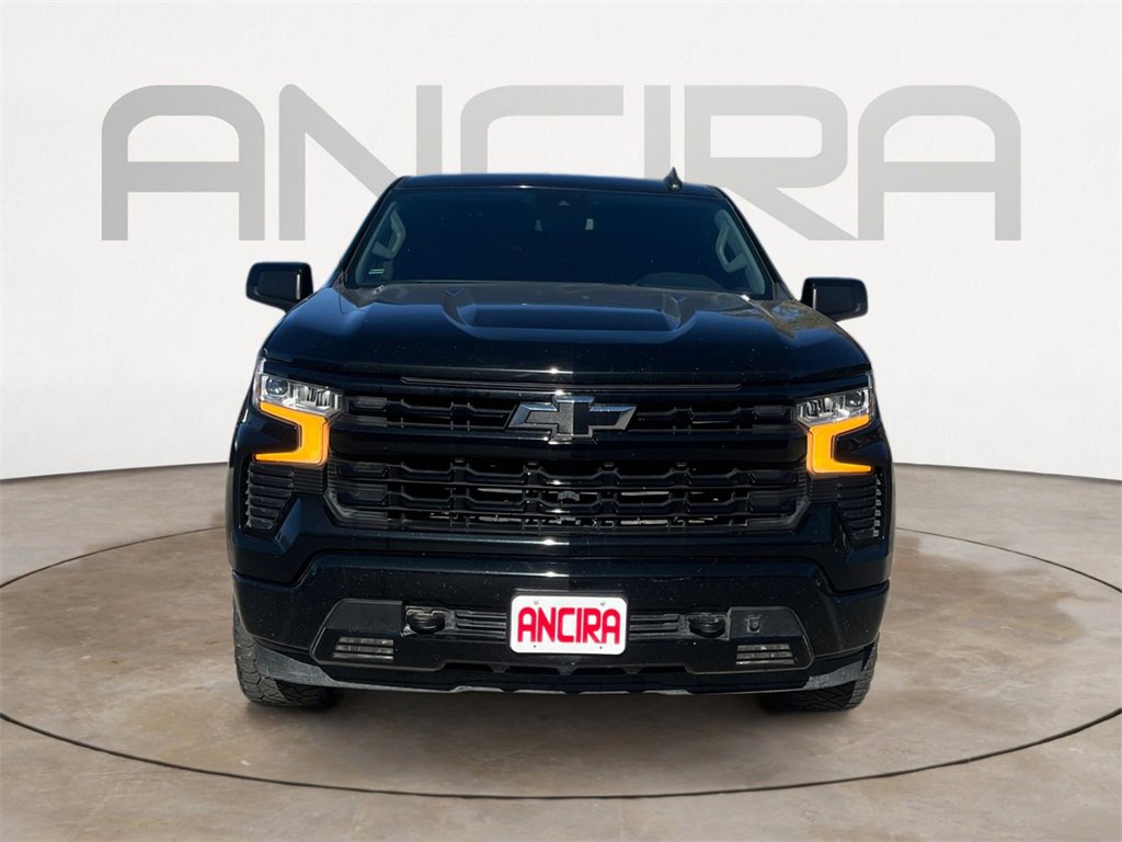 2022 Chevrolet Silverado 1500 photo 2