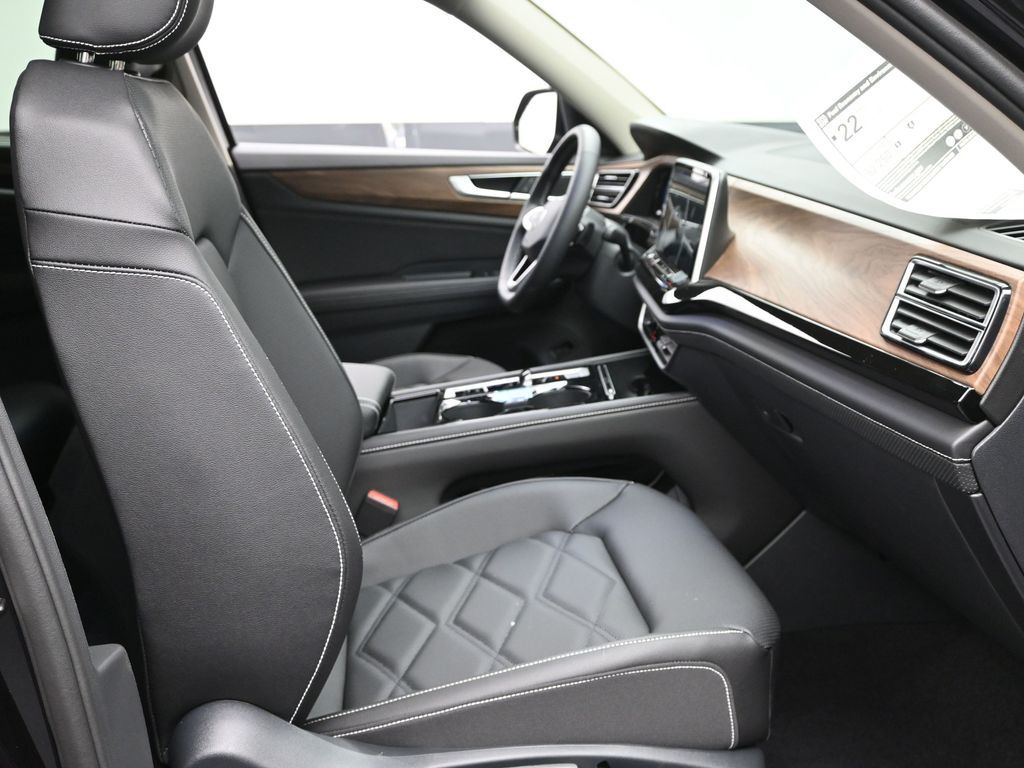 2026 Volkswagen Atlas SE Technology photo 4