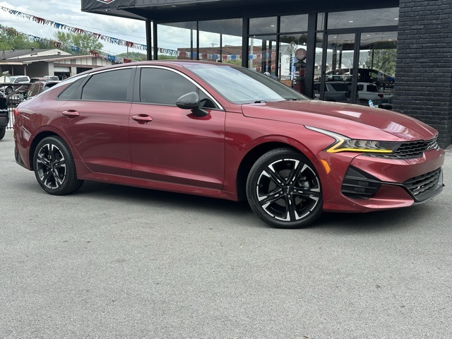 2022 Kia K5 GT-Line photo 2