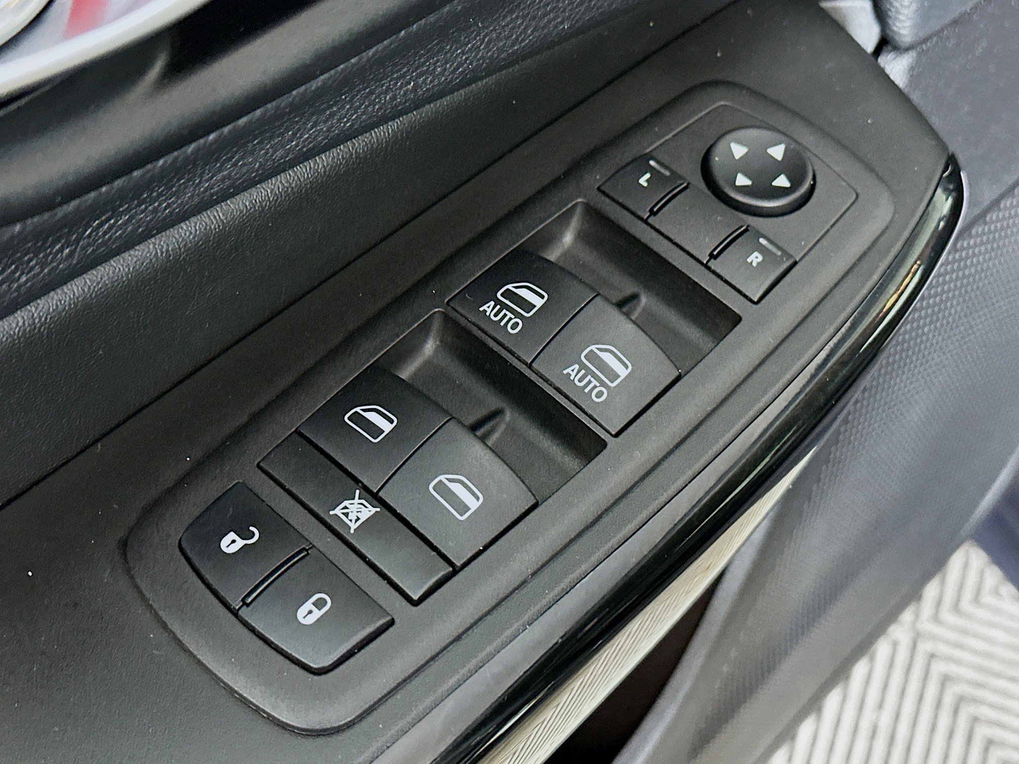 2023 Jeep Cherokee Altitude photo 15