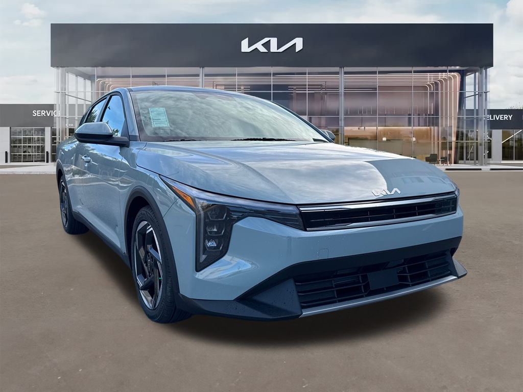 2025 Kia K4 EX's photo