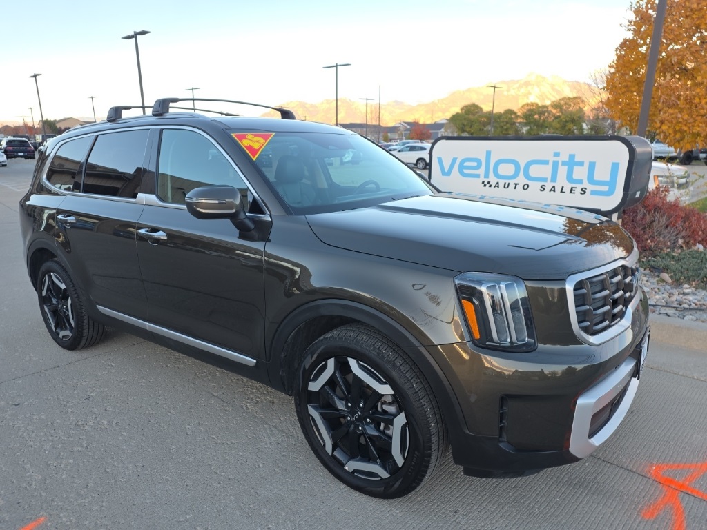 2025 Kia Telluride S's photo