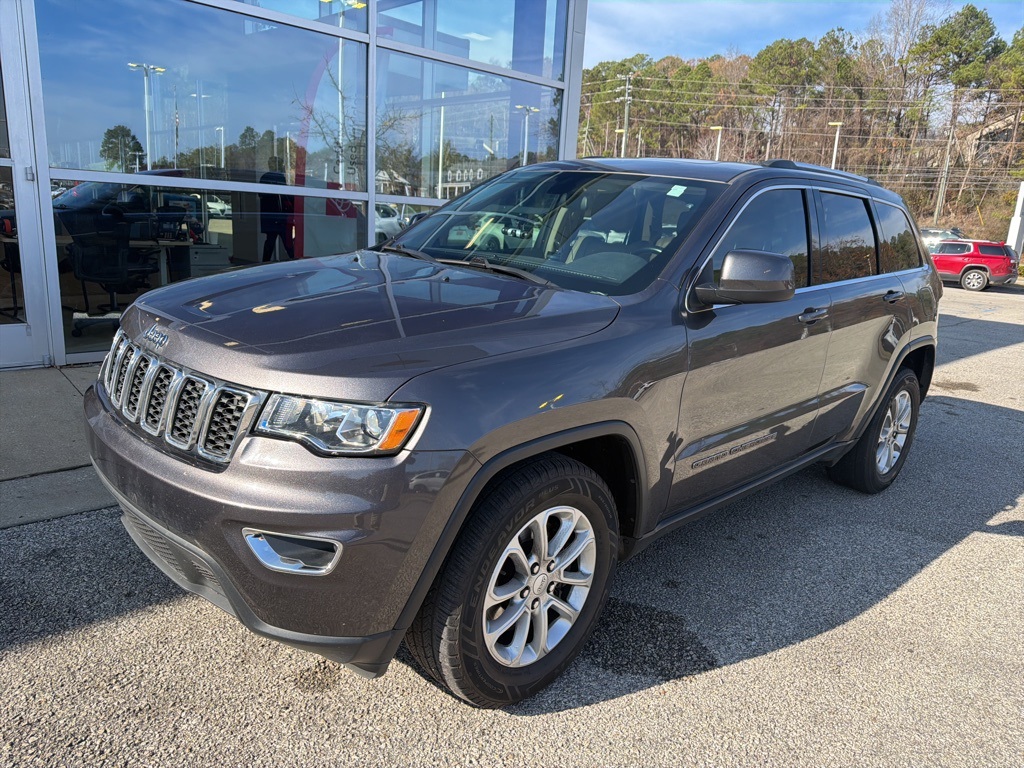 2021 Jeep Grand Cherokee Laredo E's photo