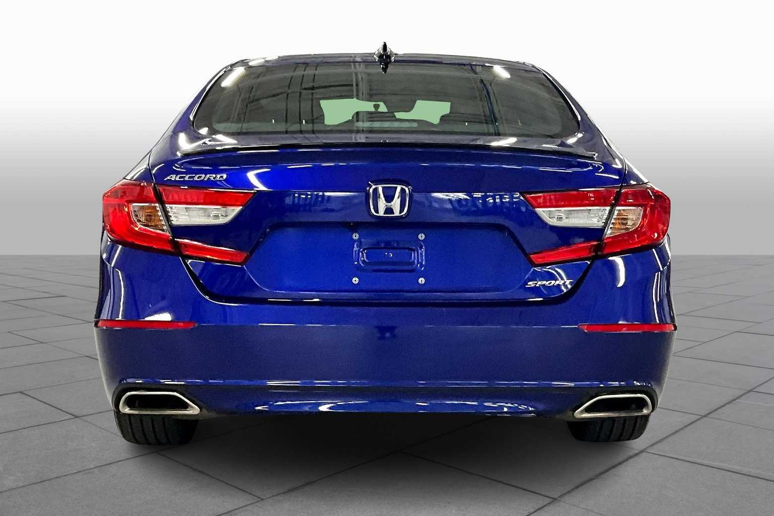 2022 Honda Accord Sport photo 4