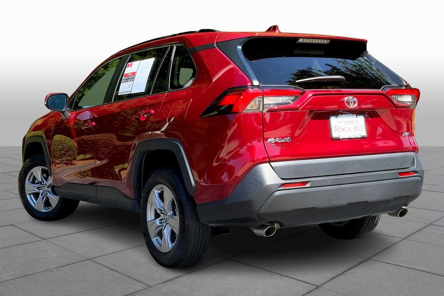 2023 Toyota RAV4 XLE photo 11