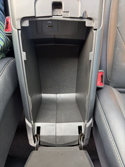 2018 Ford Fusion Hybrid Titanium photo 34