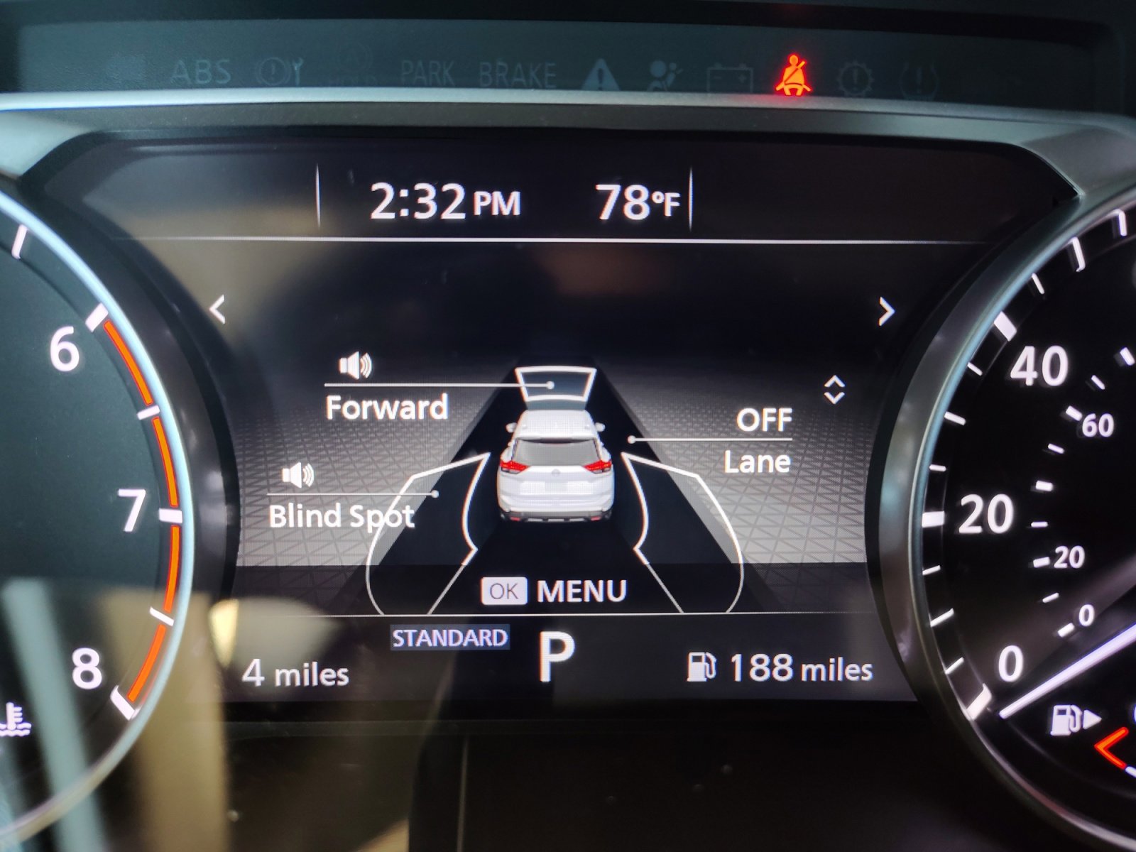 2026 Nissan Rogue SV photo 2