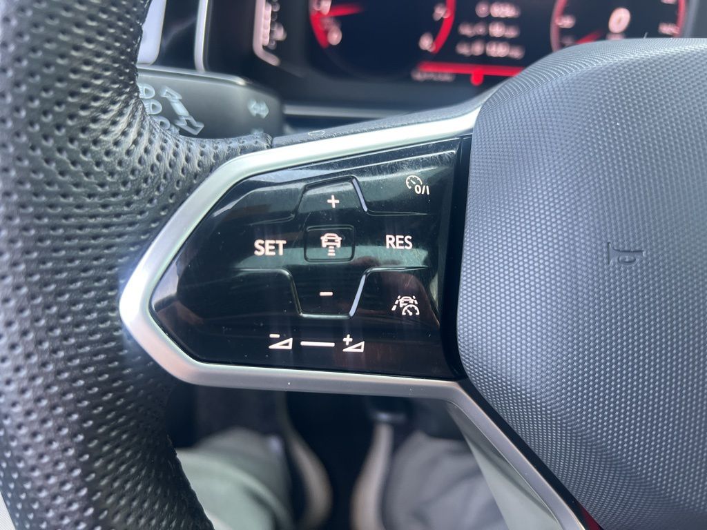 2025 Volkswagen Jetta GLI 2.0T Autobahn photo 48