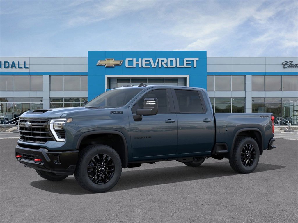 2026 Chevrolet Silverado 3500HD LT photo 2