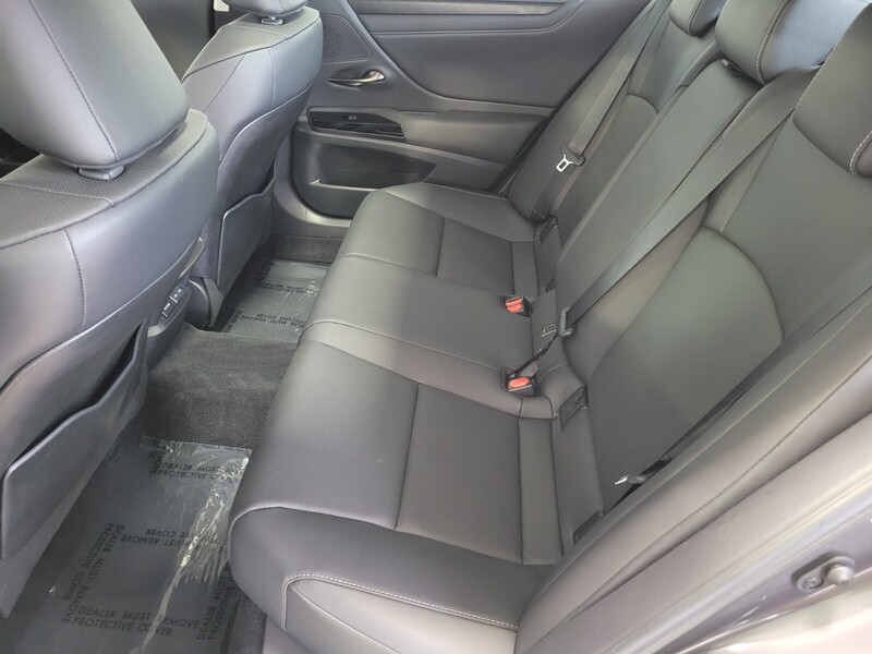2023 Lexus ES 350 photo 12