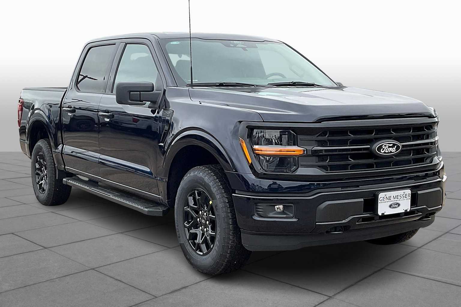 2025 Ford F-150 XLT photo 2