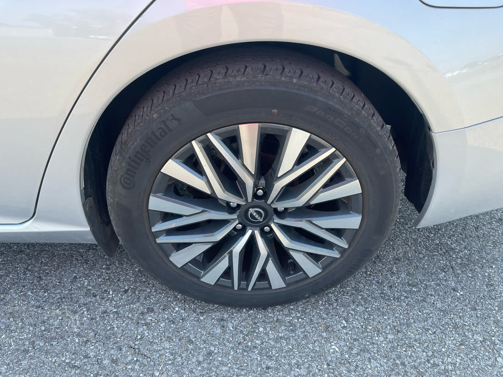 2024 Nissan Altima 2.5 SV photo 14