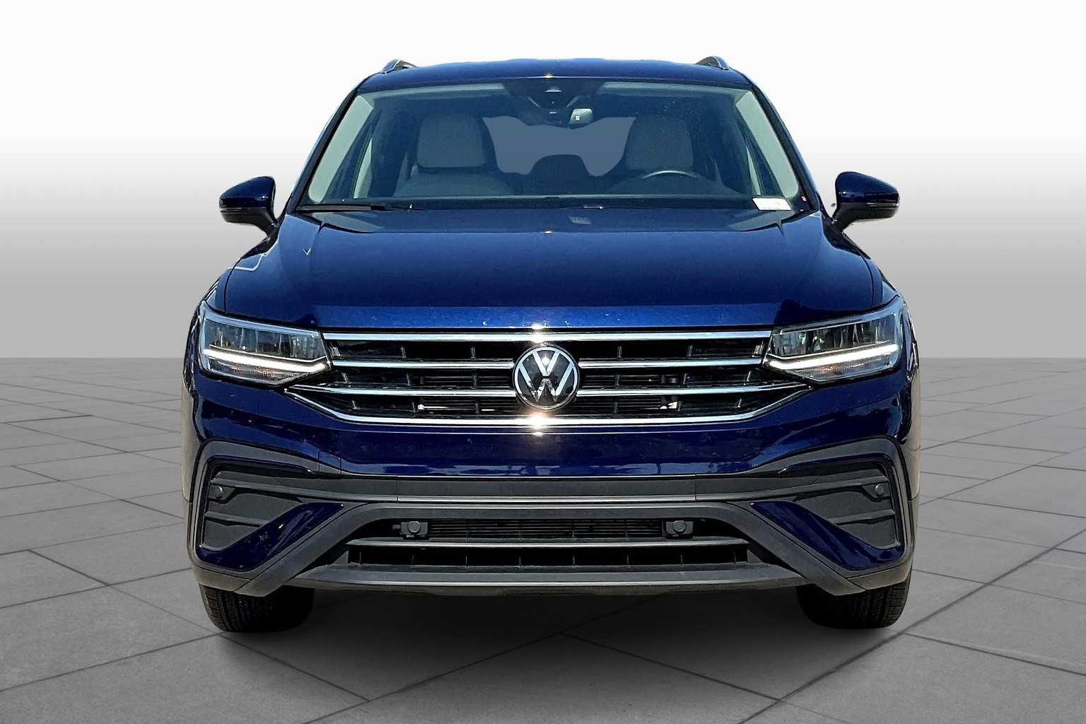 2024 Volkswagen Tiguan SE Wolfsburg Edition photo 3