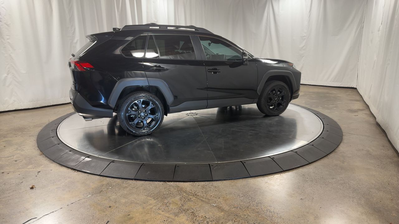 2020 Toyota RAV4 TRD photo 2