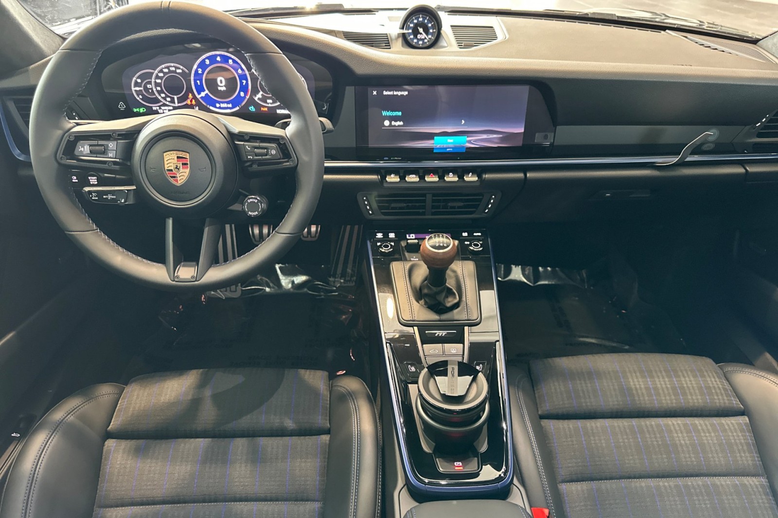 2026 Porsche 911 T photo 7