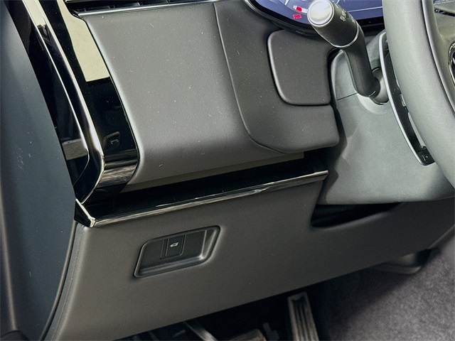2025 Land Rover Range Rover Sport SE photo 8