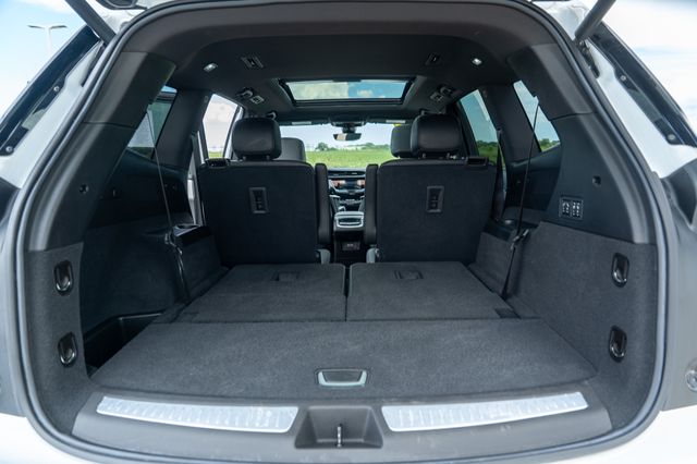 2023 Cadillac XT6 Sport photo 16