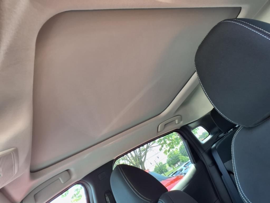2025 Nissan Kicks SV photo 26