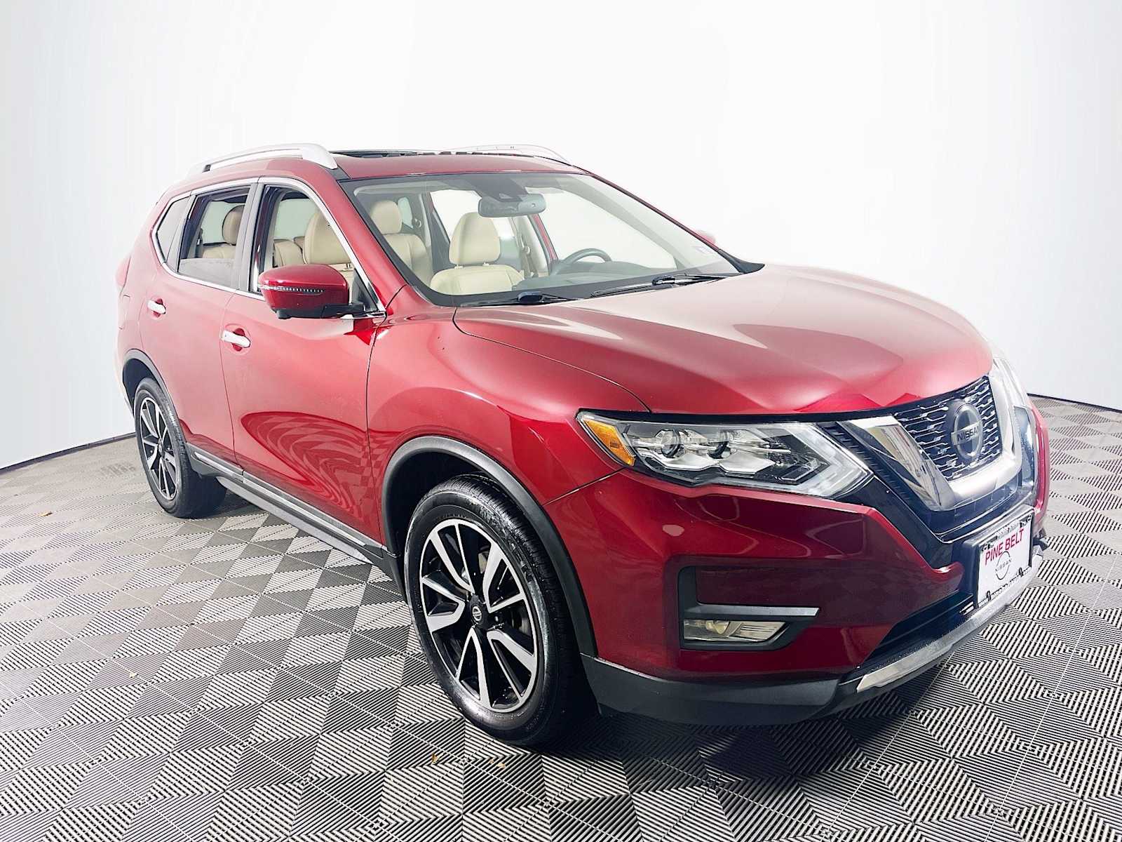 2019 Nissan Rogue SL photo 2