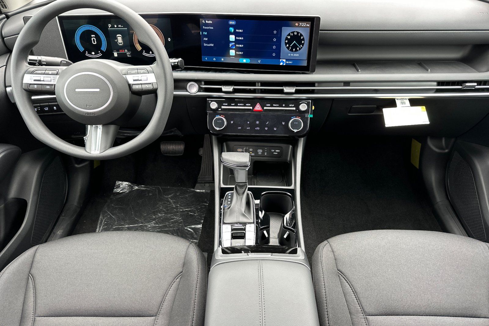 2025 Hyundai Tucson SEL photo 11