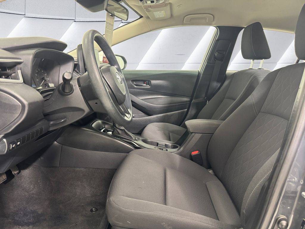 2023 Toyota Corolla LE photo 7